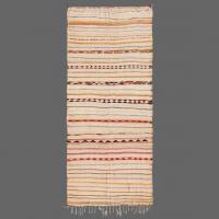 Voici un bon exemple d'un tapis du style Hambel fait par la tribu de Béni Ouarain.